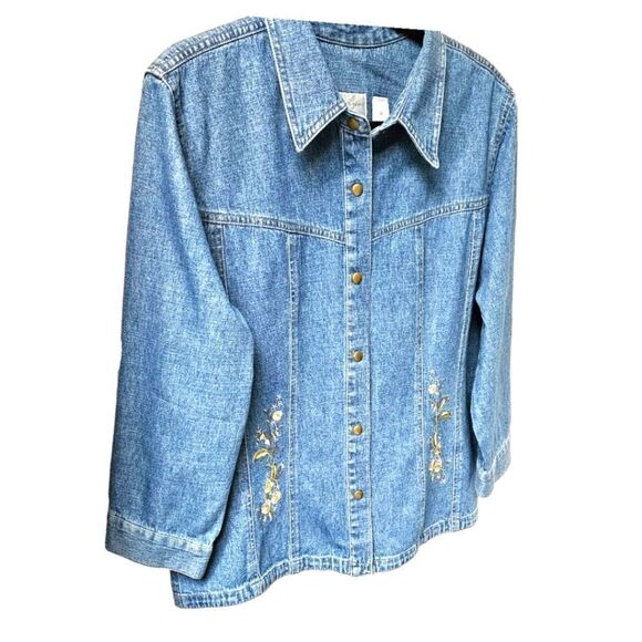 Liz Claiborne Emma James Plus Size Embroidery Floral Shirt, Jacket - Picture 5 of 13